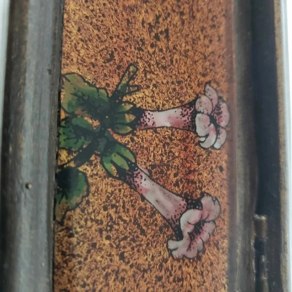 Amilkar  Peruvian Reverse Painted Glass and Wood Hummingbird Jewelry Box - Picture 7 of 15